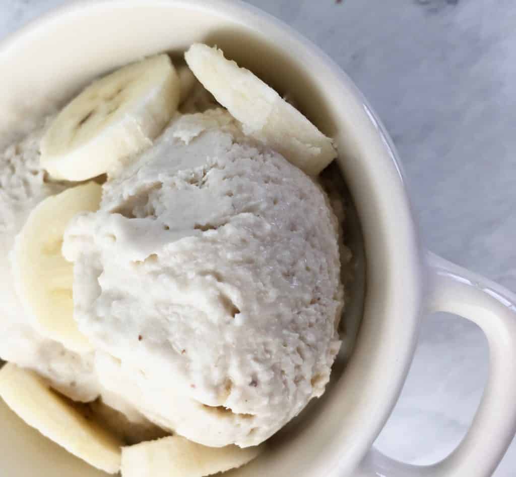 banana frozen yogurt